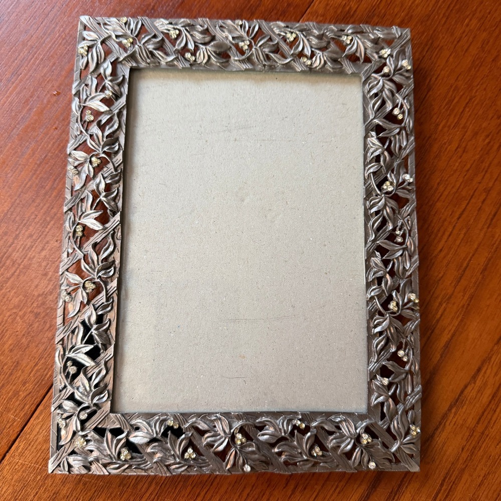 Vintage Pewter Ornate Vine Rhinestone 4x6 Photo Frame Botanical Filigree Elegant